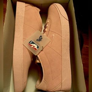 Nike SB Bruin Men’s Size 13 (Pink) !DEADSTOCK!